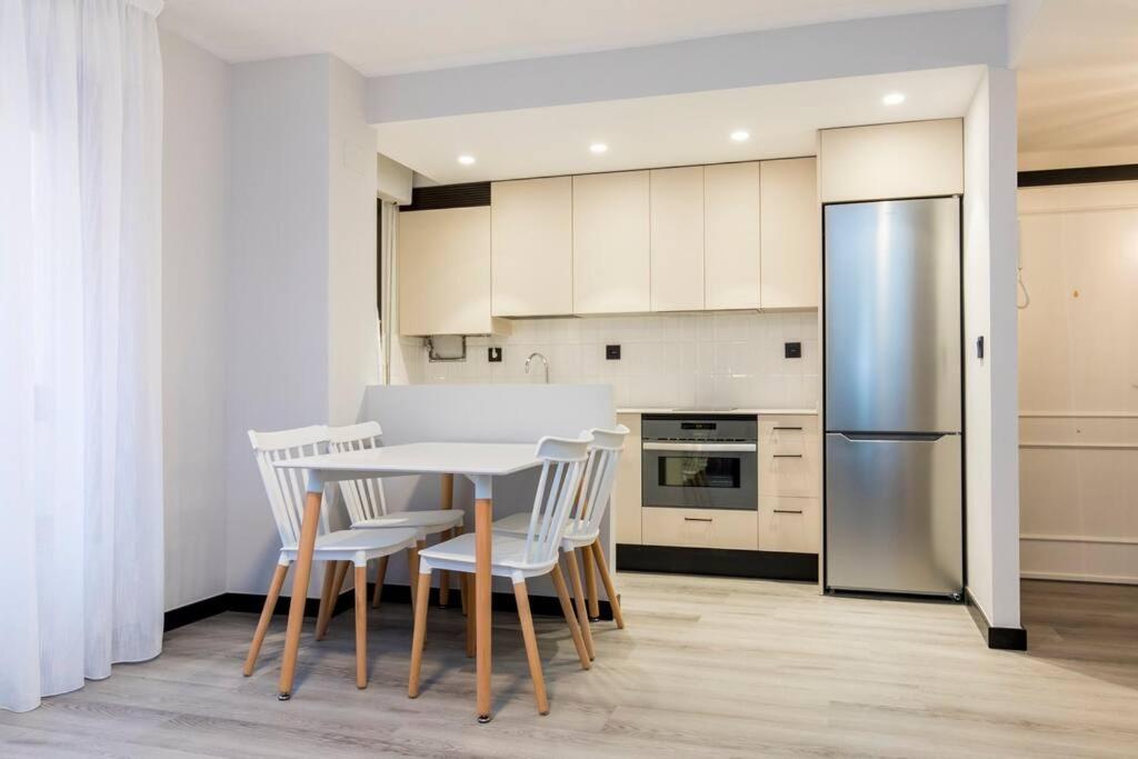 Castrillo 4 Apartamento Acogedor Zaragoza Eksteriør bilde