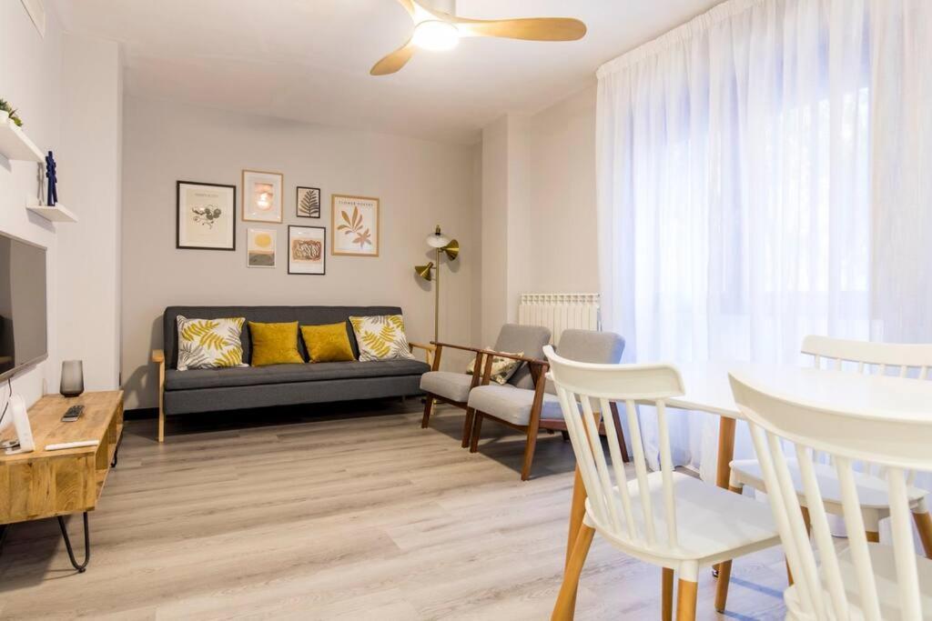 Castrillo 4 Apartamento Acogedor Zaragoza Eksteriør bilde